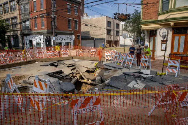 Image of a water pipe break in Philadelphia